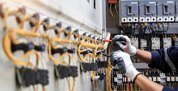 Professional Electrician technician working in Tucker, GA
